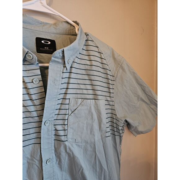 Oakley Regular Fit Polo Shirt Men's Size M Blue/green Striped - Picture 2 of 5
